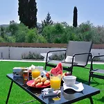 Villa Bratou Aqua In Stroggi